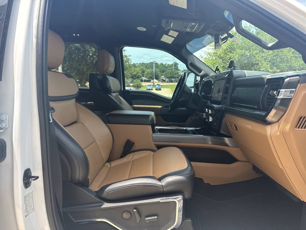 Certified 2023 Ford F250 Lariat w/ Lariat Ultimate Package AWD/4WD image 11