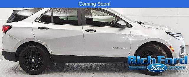 Used 2022 Chevrolet Equinox LT FWD image 2