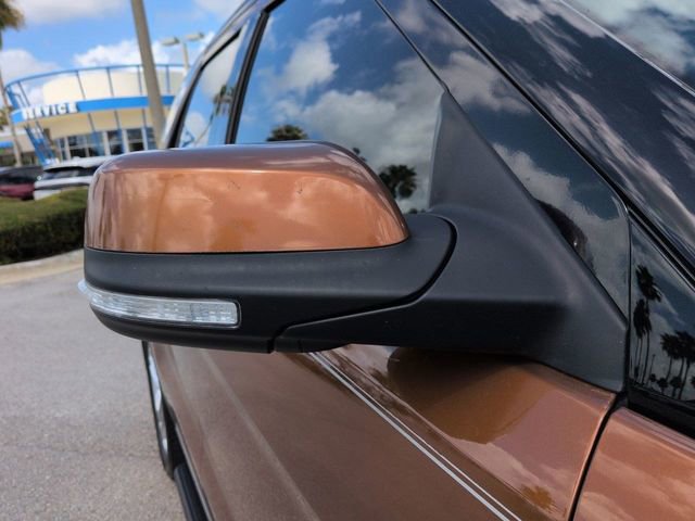 Certified 2017 Ford Explorer Limited FWD image 12