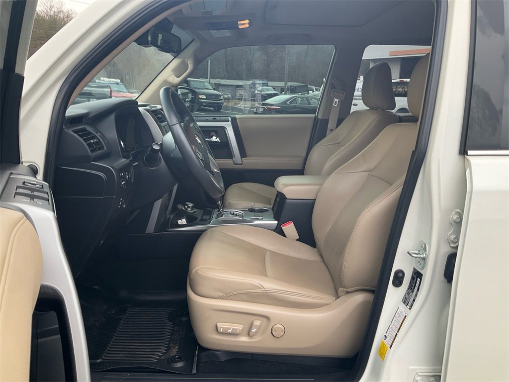 Used 2023 Toyota 4Runner Limited image 14