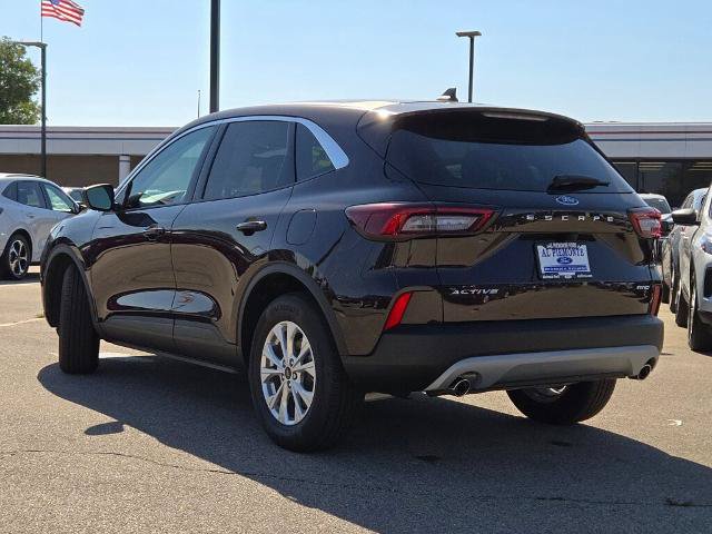 Certified 2023 Ford Escape Active AWD/4WD image 13