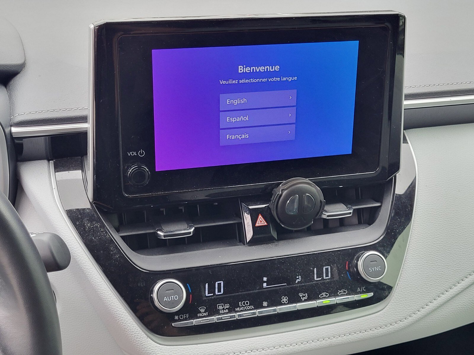 Used 2025 Toyota Corolla XSE FWD image 20