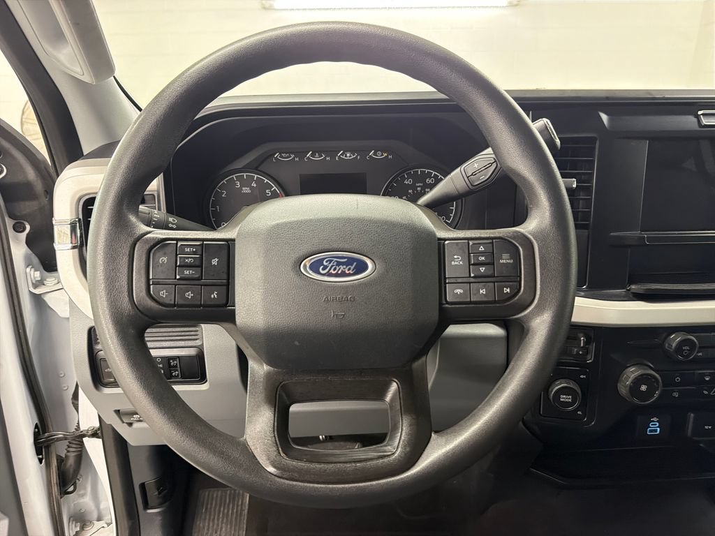 Certified 2025 Ford F250 XLT AWD/4WD image 19