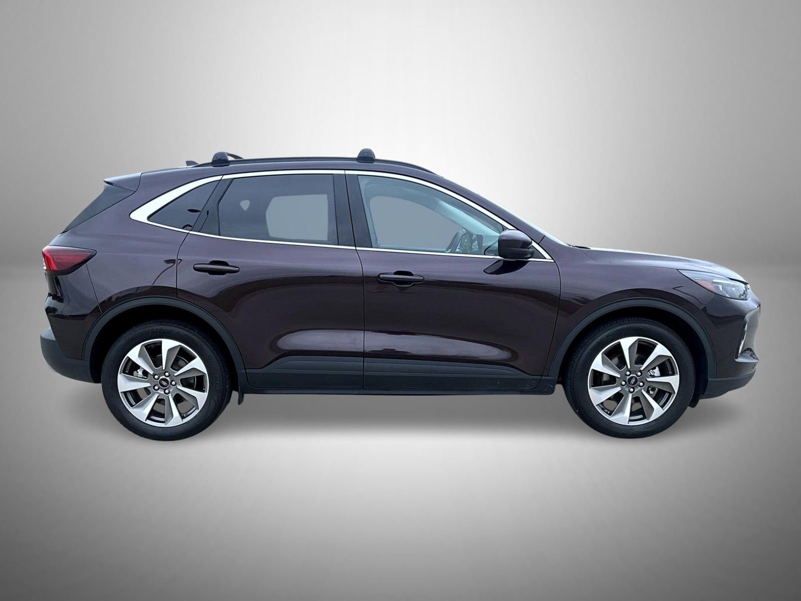 Certified 2023 Ford Escape Platinum AWD/4WD image 4