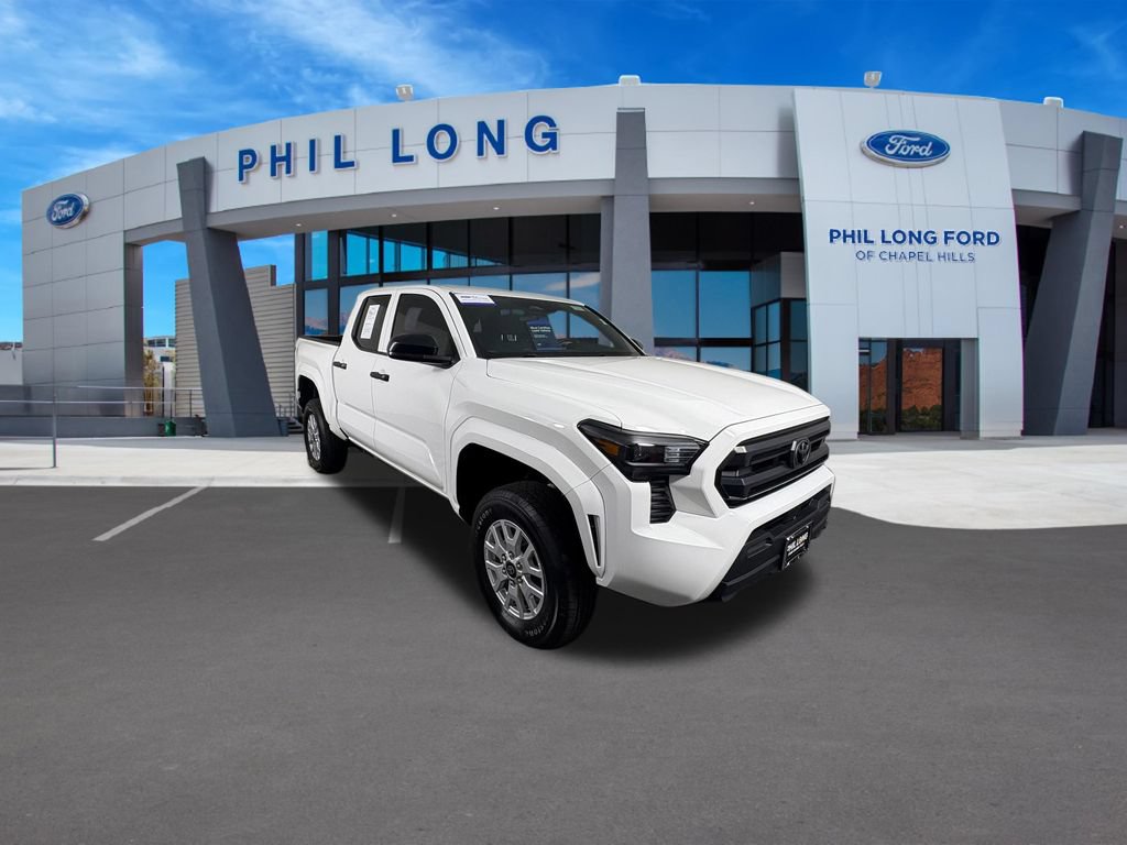 Used 2025 Toyota Tacoma SR AWD/4WD image 7