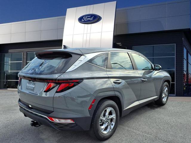 Used 2024 Hyundai Tucson SE FWD image 2