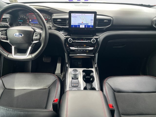 Certified 2023 Ford Explorer ST-Line AWD/4WD image 10