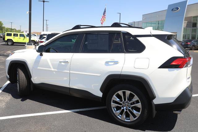 Used 2021 Toyota RAV4 Limited AWD/4WD image 16