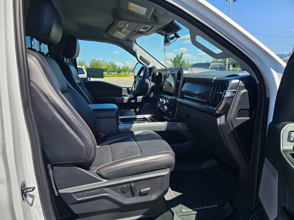 Certified 2025 Ford F350 Lariat AWD/4WD image 12