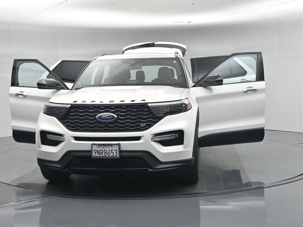 Certified 2024 Ford Explorer ST w/ Equipment Group 401A AWD/4WD image 38