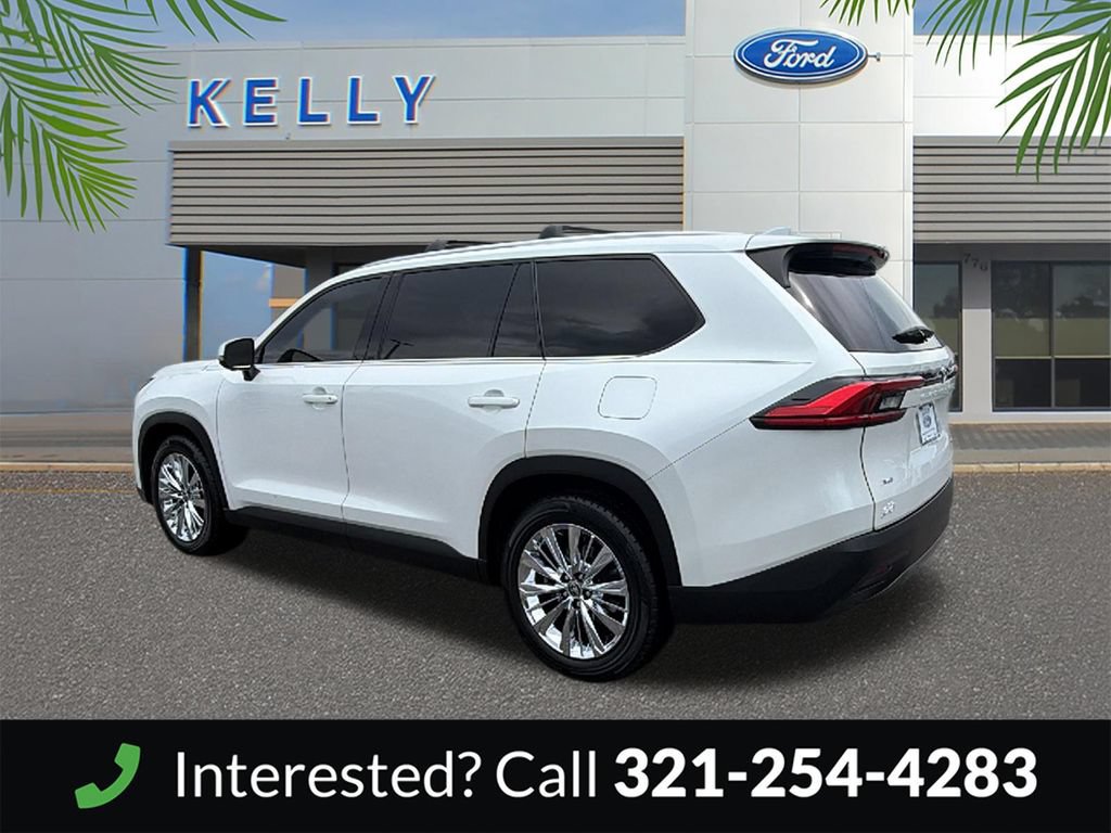 Used 2024 Toyota Grand Highlander AWD image 3