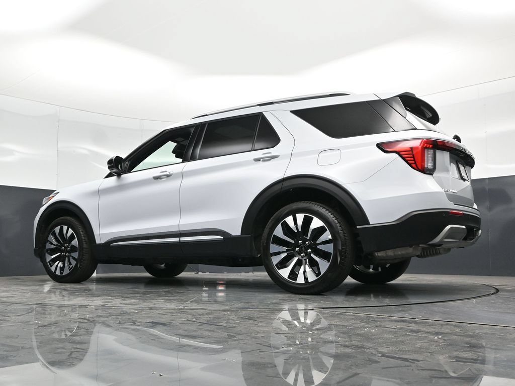 Certified 2025 Ford Explorer Platinum w/ LUX Leather Package AWD/4WD image 53