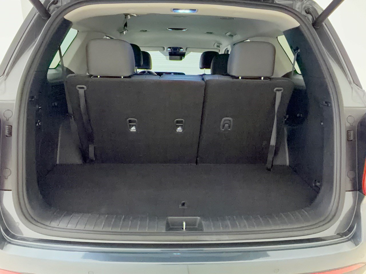 Used 2025 Hyundai Palisade SEL FWD image 28