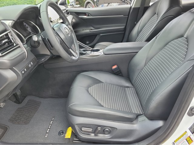 Used 2024 Toyota Camry SE w/ Convenience Package FWD image 18