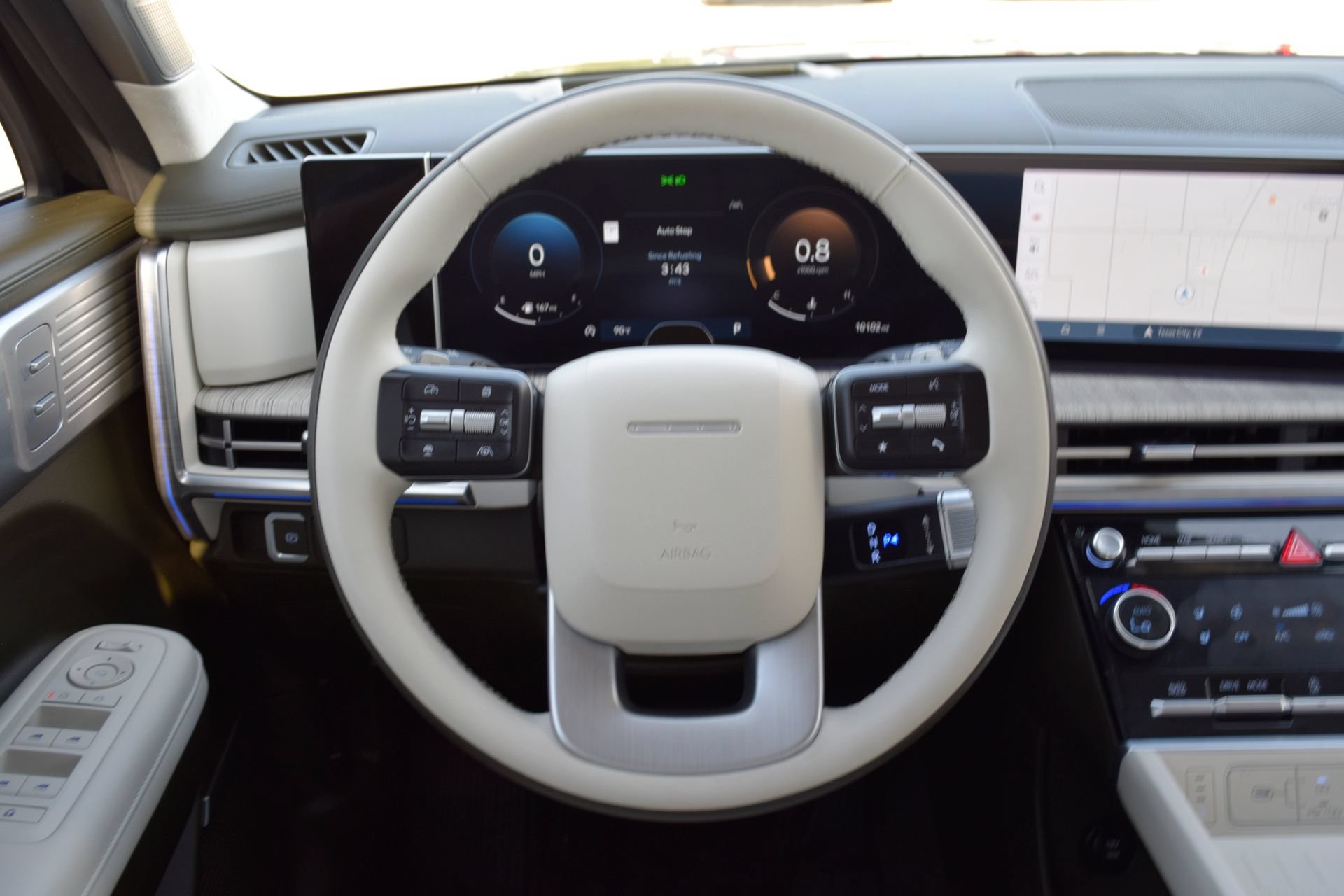 Used 2024 Hyundai Santa Fe Calligraphy FWD image 6