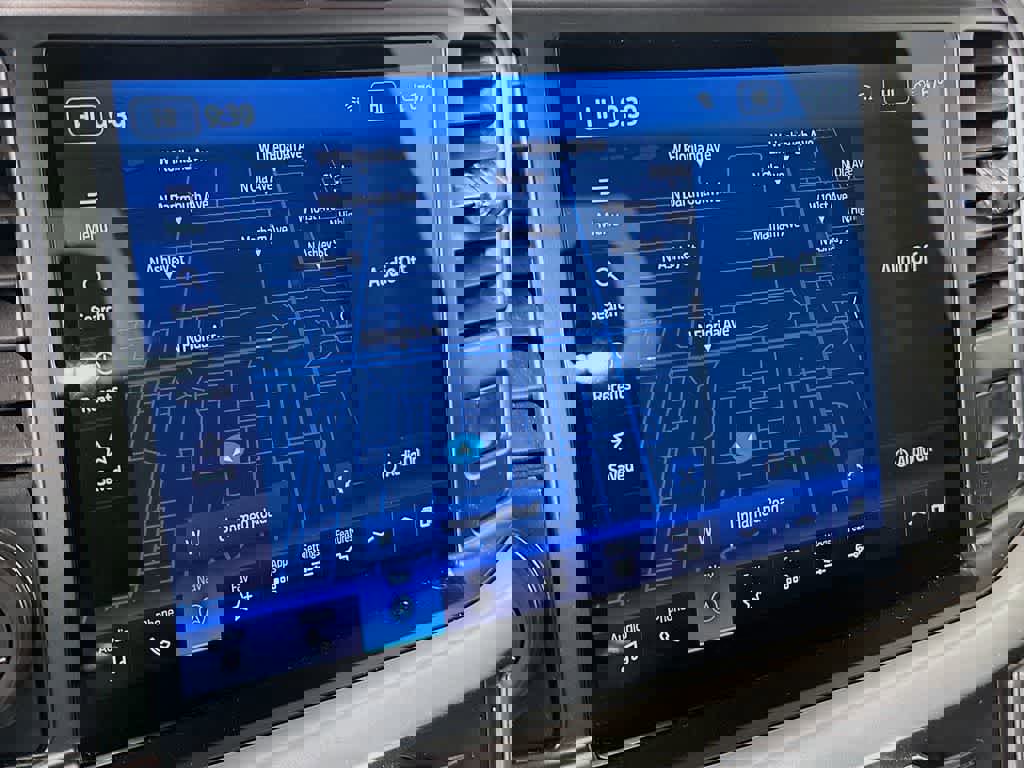 Certified 2022 Ford F150 XLT w/ Equipment Group 302A High image 28