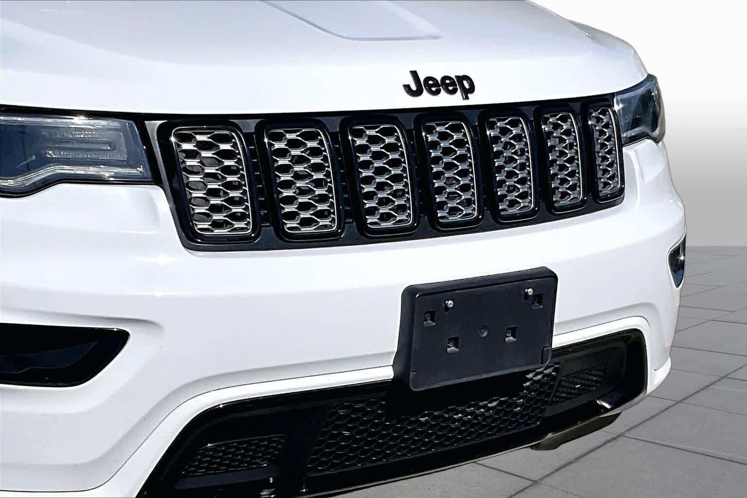 Used 2020 Jeep Grand Cherokee Altitude AWD/4WD image 26