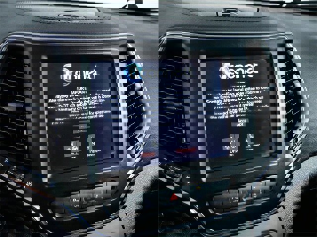 Used 2021 Jeep Cherokee Latitude Lux w/ Sun & Sound Group image 19