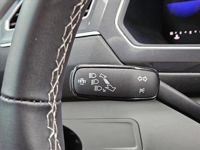 Used 2024 Volkswagen Tiguan SE FWD image 26