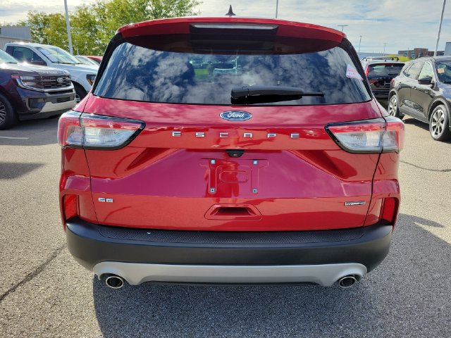 Certified 2020 Ford Escape SE Sport AWD/4WD image 4