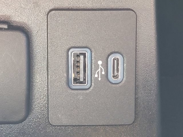 Certified 2023 Ford Explorer XLT AWD/4WD image 7