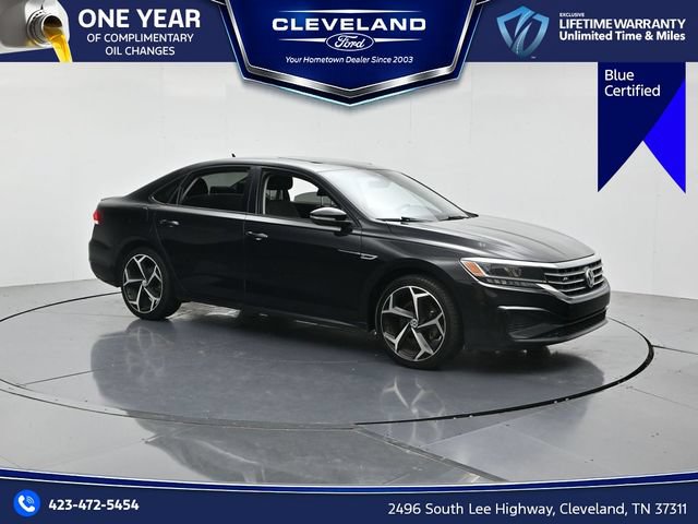 Used 2020 Volkswagen Passat 2.0T R-Line FWD image 1