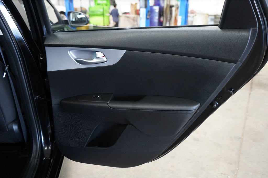 Used 2024 Kia Forte LXS w/ LXS Technology Package FWD image 22
