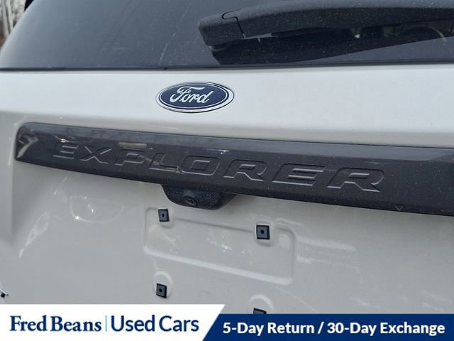 Certified 2023 Ford Explorer XLT w/ Equipment Group 202A image 31