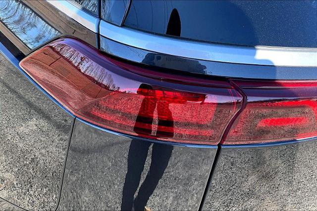 Used 2022 Kia Carnival LX image 33