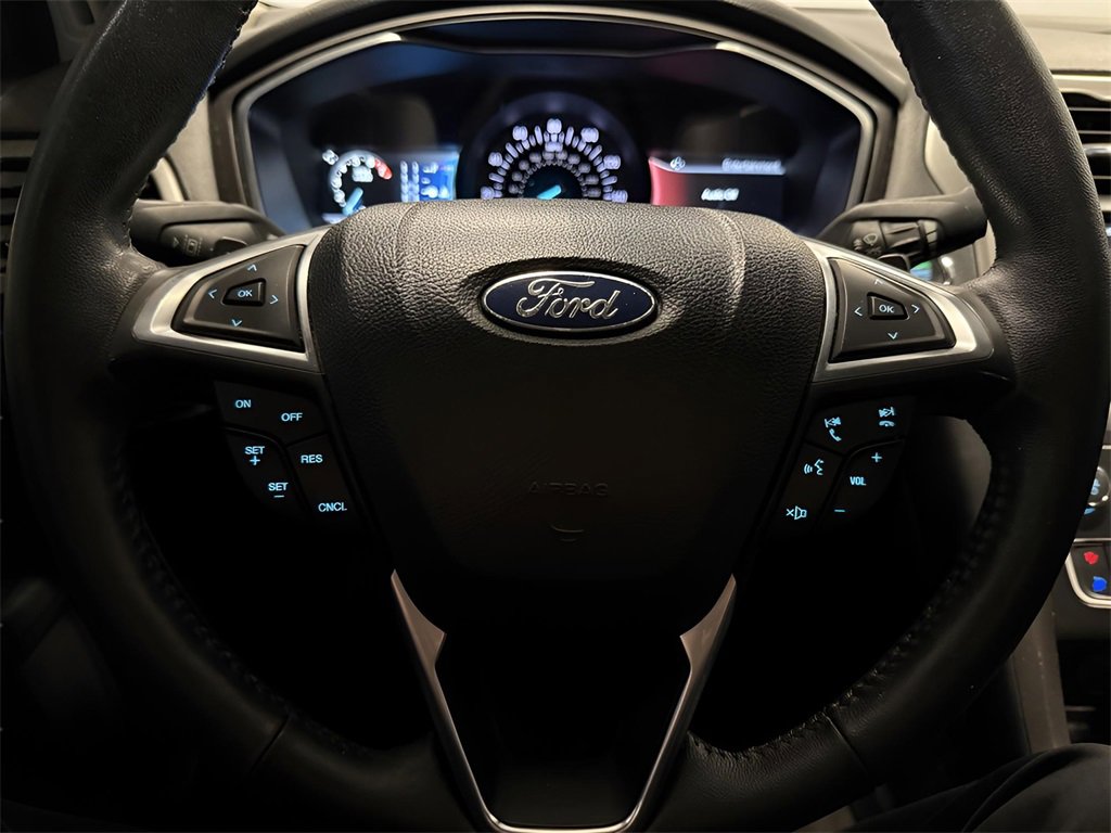 Certified 2019 Ford Fusion SEL image 18