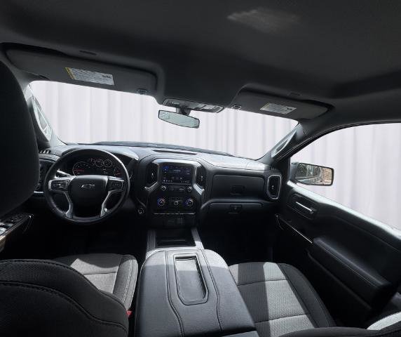 Used 2022 Chevrolet Silverado 1500 LT Trail Boss w/ Bed Protection Package AWD/4WD image 12