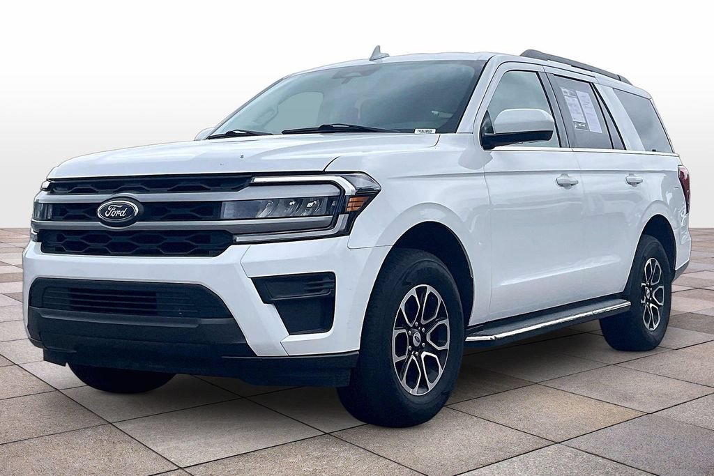 Certified 2022 Ford Expedition XLT RWD image 12