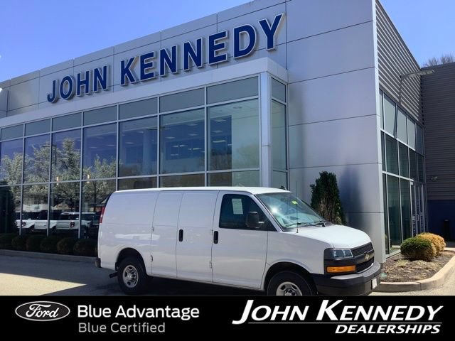 Used 2021 Chevrolet Express 2500 w/ Driver Convenience Package RWD image 24
