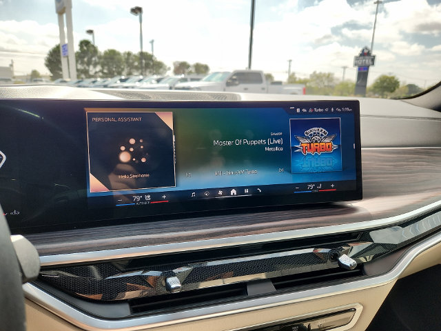 Used 2024 BMW X5 xDrive40i w/ Premium Package AWD/4WD image 12