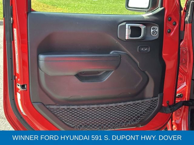 Used 2021 Jeep Wrangler Sport image 9