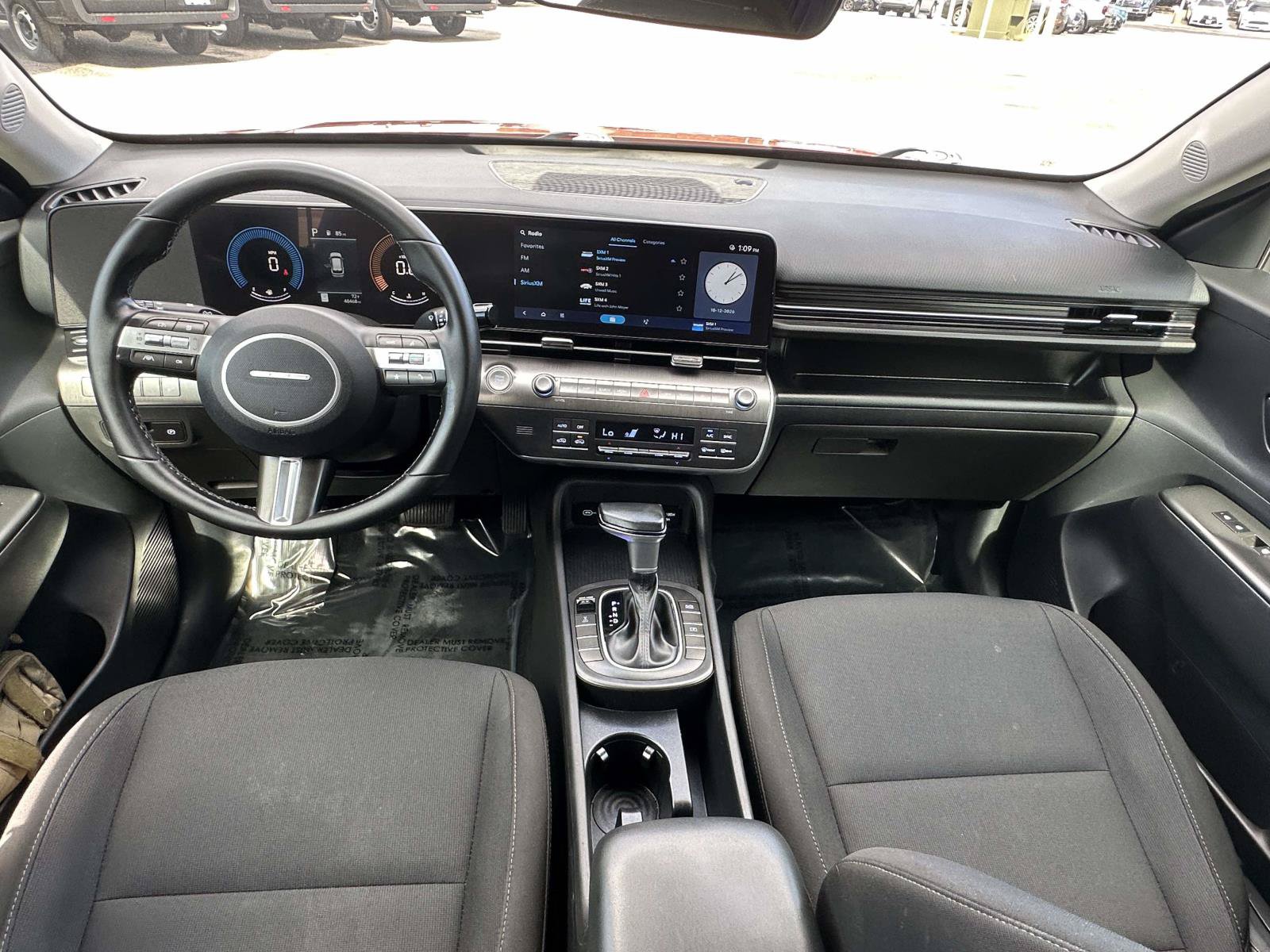 Used 2025 Hyundai Kona SEL AWD/4WD image 7