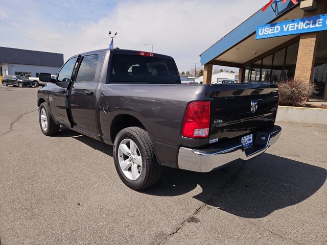 Used 2023 RAM 1500 Classic SLT AWD/4WD image 3