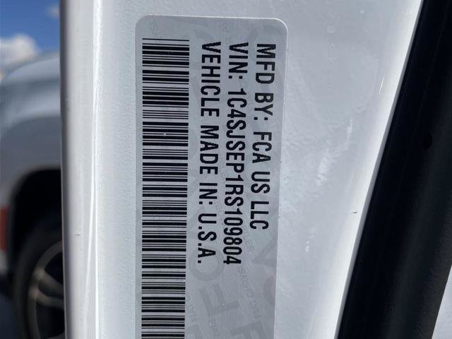 Used 2024 Jeep Grand Wagoneer L 4WD image 37