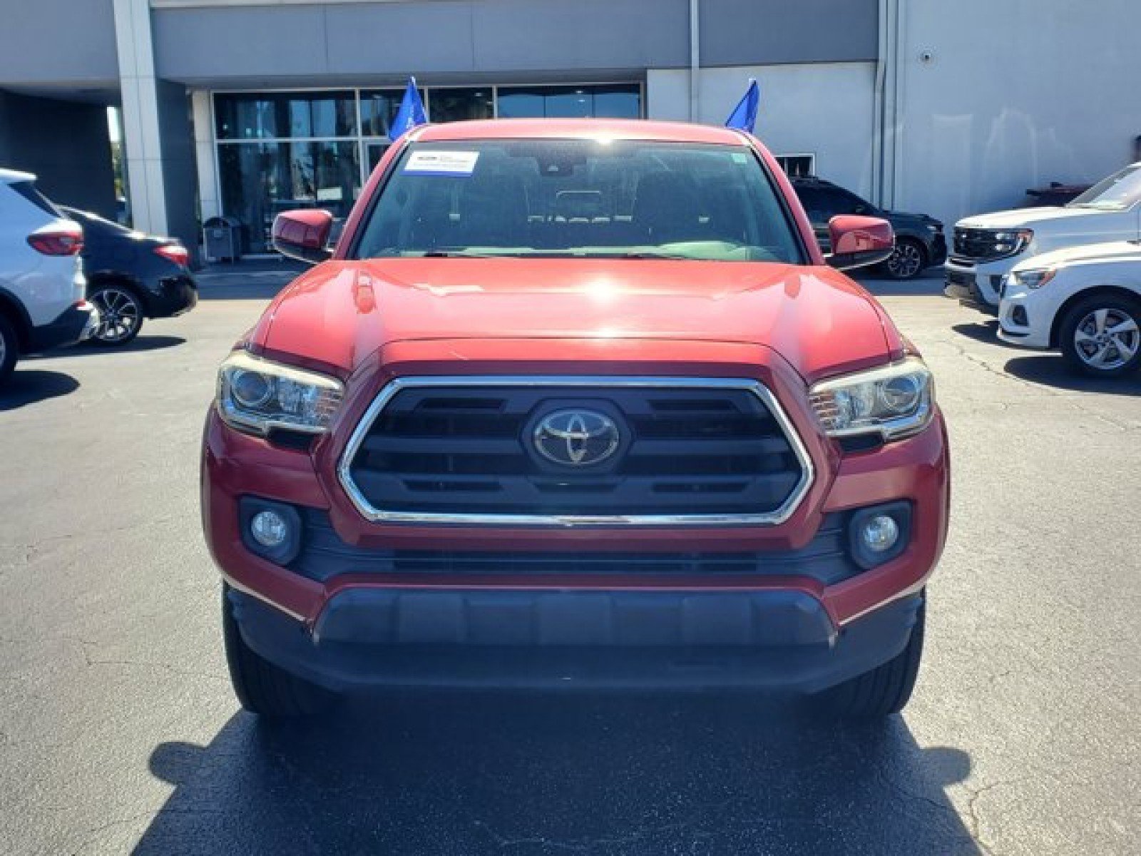 Used 2018 Toyota Tacoma SR5 video 2