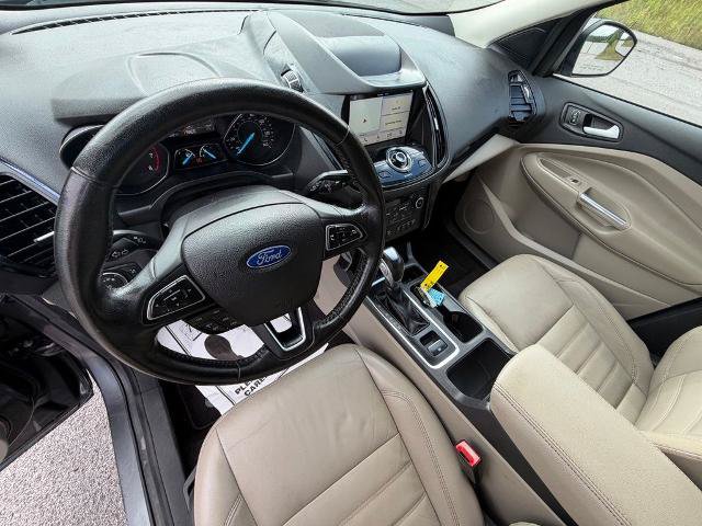 Certified 2019 Ford Escape Titanium AWD/4WD image 19