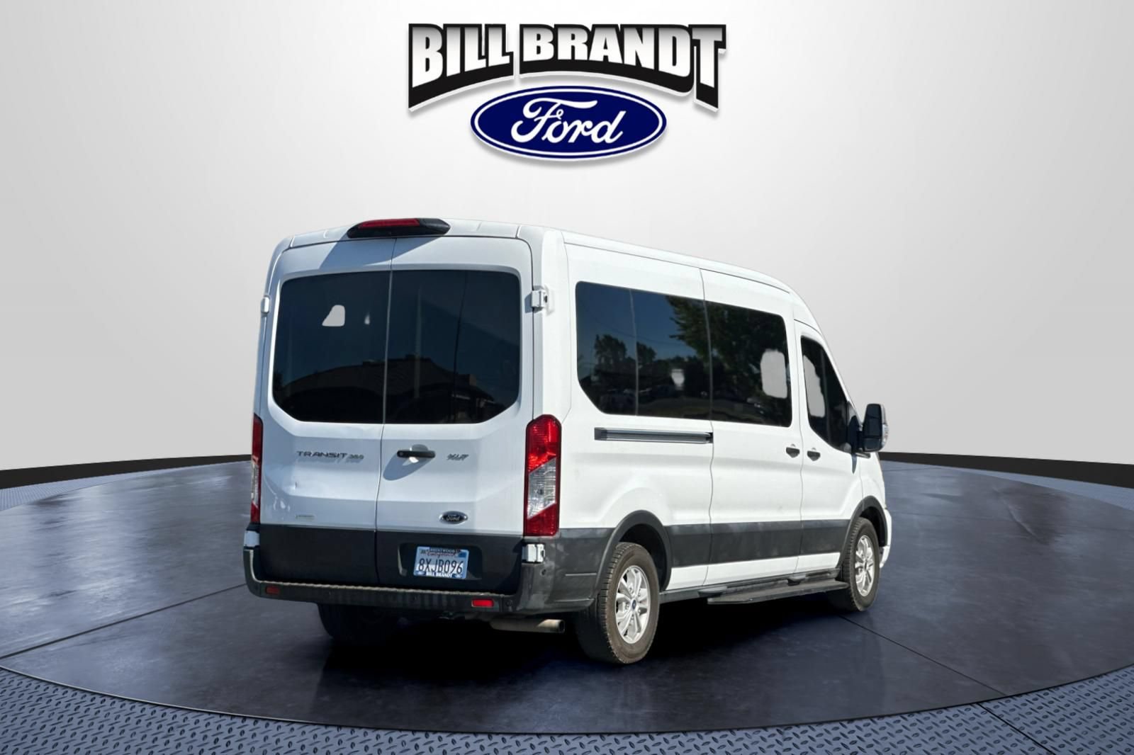 Certified 2021 Ford Transit 350 XLT RWD image 3