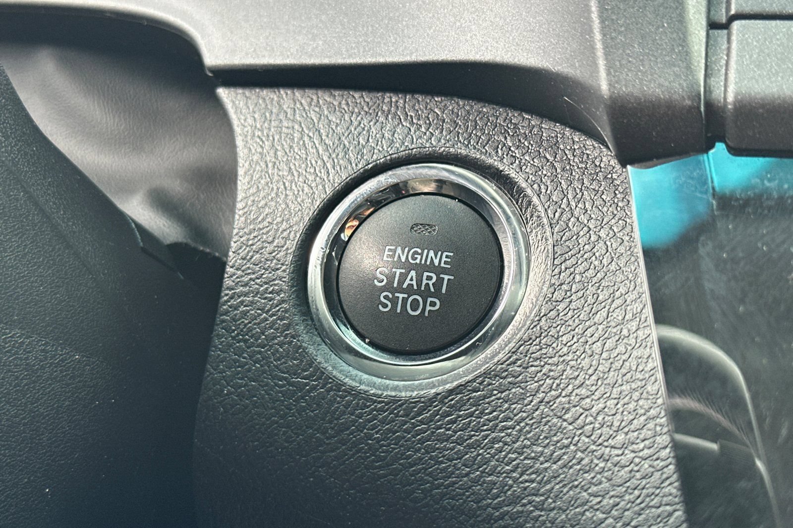 Used 2017 Toyota Sienna SE Premium FWD image 25