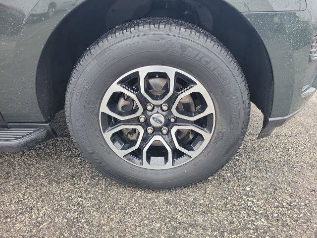Certified 2023 Ford Expedition XLT image 6