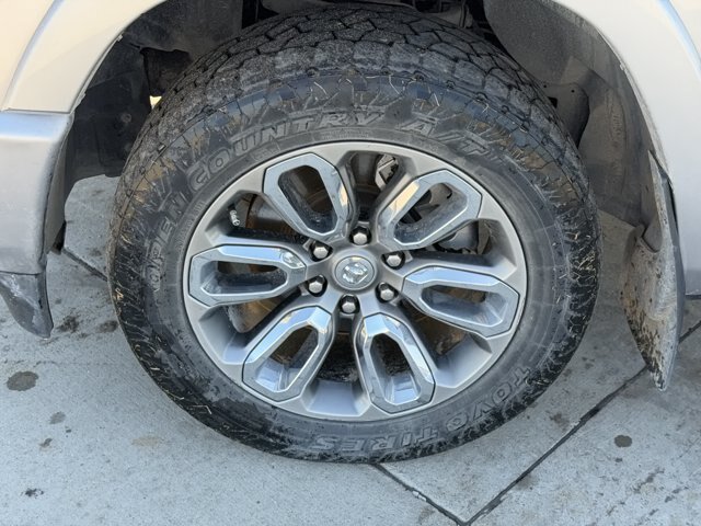 Used 2021 RAM 1500 Laramie w/ Sport Appearance Package AWD/4WD image 9
