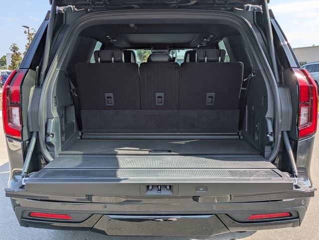 Certified 2026 Ford Expedition Platinum w/ Stealth Appearance Package AWD/4WD image 12