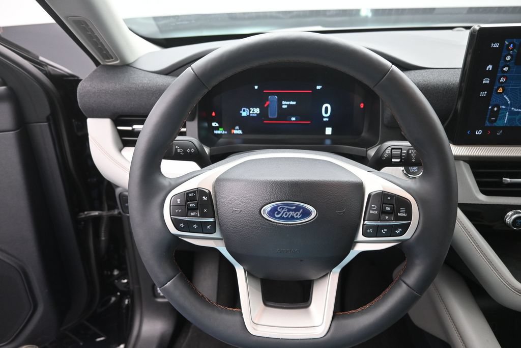 Certified 2026 Ford Explorer Active w/ Active Comfort Package AWD/4WD image 6