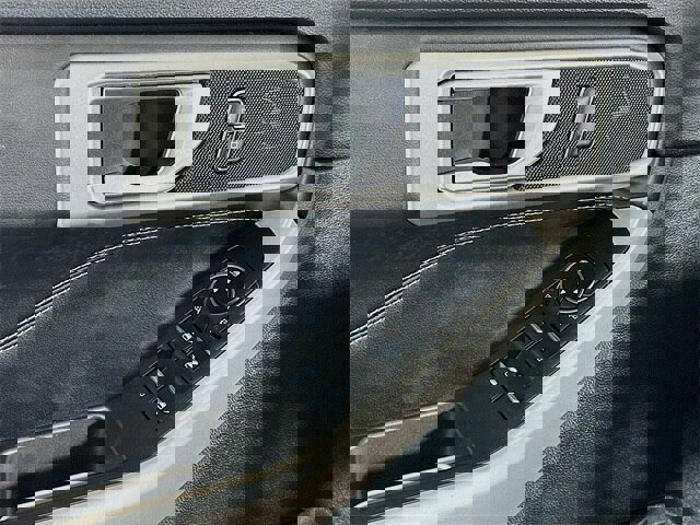 Certified 2023 Ford Explorer XLT w/ Equipment Group 202A image 10