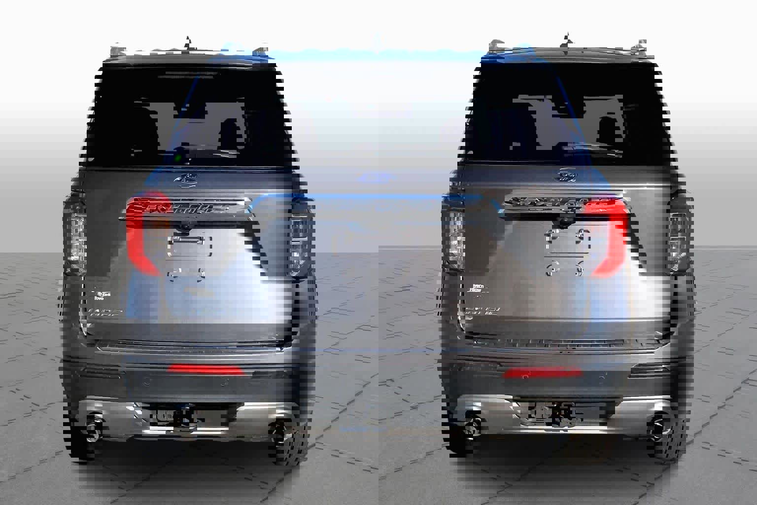 Certified 2021 Ford Explorer Limited w/ Equipment Group 301A image 4