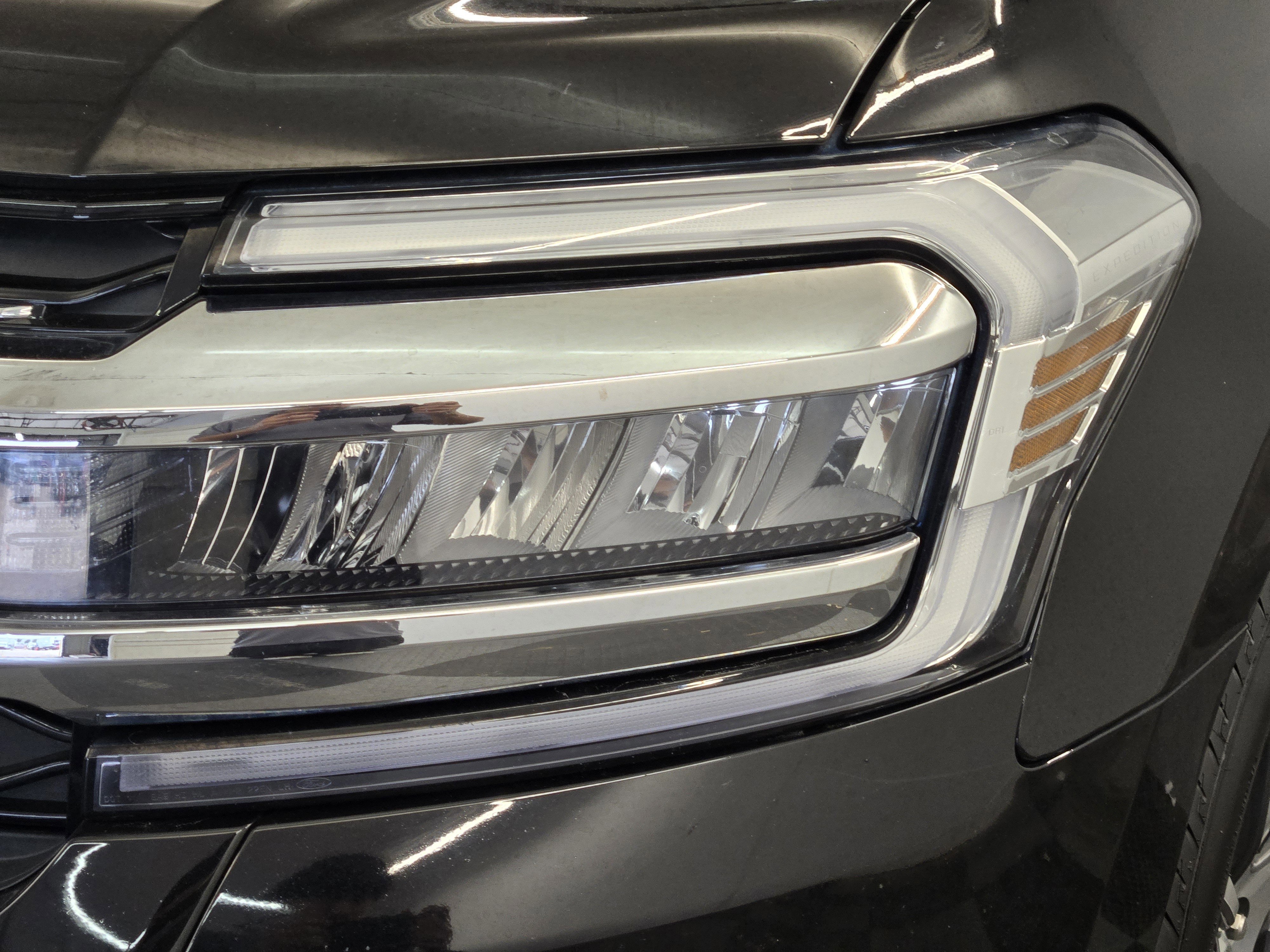 Certified 2024 Ford Expedition Limited RWD image 8