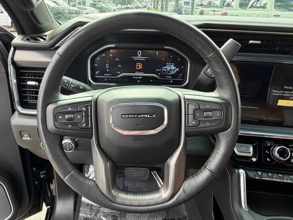 Used 2024 GMC Sierra 3500 Denali Ultimate AWD/4WD image 27